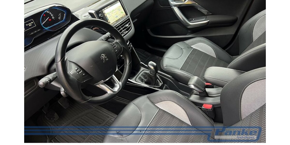 Peugeot 2008 Allure*Navi*PDC*SHZ*Ambiete*1-Hand*Tel. 98.291 km 7.480 &euro; Berlin 13187