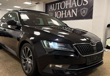 Skoda Superb 164.000 km 15.590 &euro; Berlin 12351