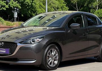 Mazda 2 29.648 km 17.999 &euro; Berlin 13089
