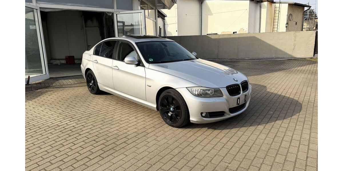 BMW 320 155.808 km 9.900 &euro; Großbeeren 14979