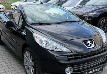 Peugeot 207 120.000 km 1.999 &euro; Berlin, BRITZ 12347