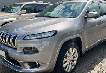 Jeep Cherokee 150.000 km 13.900 &euro; Berlin 12359