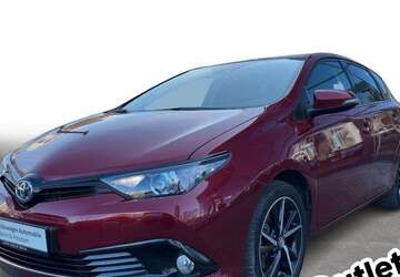 Toyota Auris 36.894 km 15.930 &euro; Berlin 13089