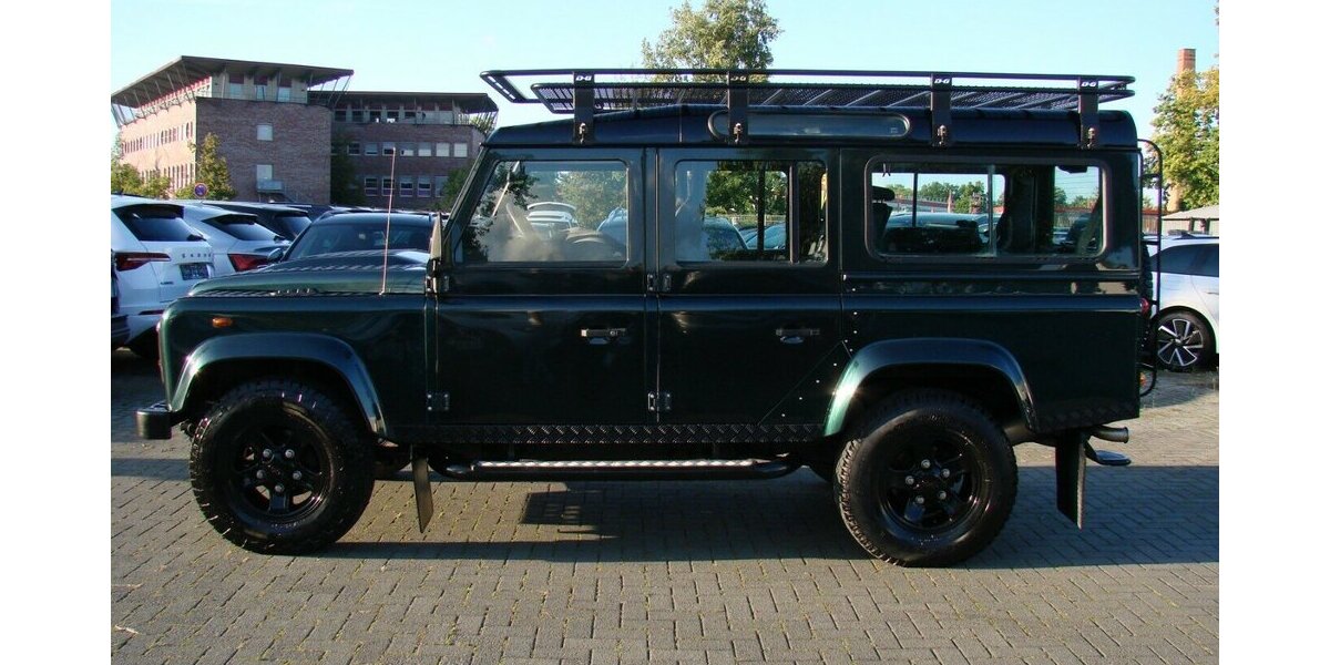 Land Rover Defender 110 E Station Wagon 7-Sitzer LED Leder AH 119.107 km 55.980 &euro; Falkensee 14612