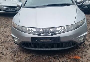 Honda Civic 170.442 km 4.450 &euro; Berlin (Spandau) 13597