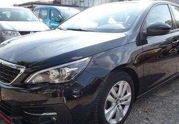 Peugeot 308 114.733 km 7.990 &euro; Falkensee 14612