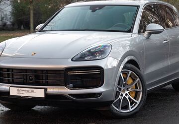 Porsche Cayenne 76.122 km 101.930 &euro; Berlin 10587