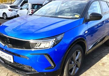 Opel Grandland (X) 9.200 km 19.999 &euro; Berlin 10829