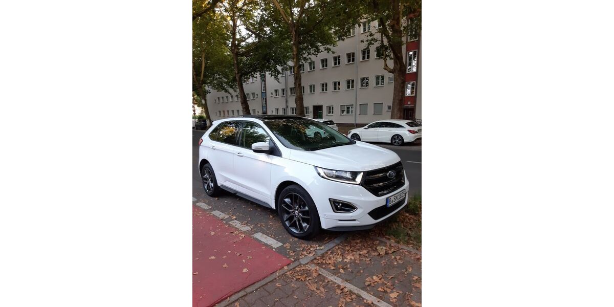 Ford Edge 215.000 km 14.600 &euro; Berlin 12249