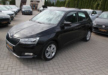 Skoda Fabia 86.909 km 9.990 &euro; Falkensee 14612