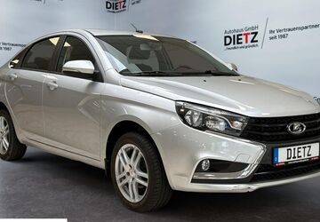 Lada Vesta 66.500 km 7.590 &euro; Wildau 15745