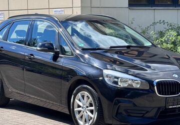 BMW 216 148.835 km 12.999 &euro; Berlin 12349