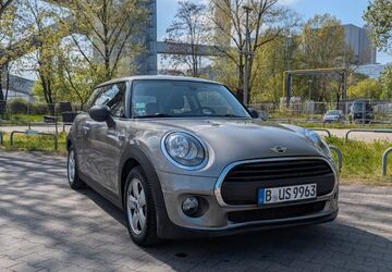 Mini ONE 58.000 km 9.000 &euro; Berlin 12161
