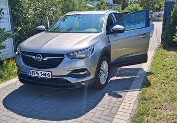 Opel Grandland (X) 108.172 km 12.200 &euro; Berlin 12355