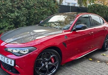 Alfa Romeo Giulia 33.340 km 62.950 &euro; Berlin 13407