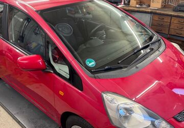 Honda Jazz 160.306 km 3.500 &euro; Fredersdorf 15370