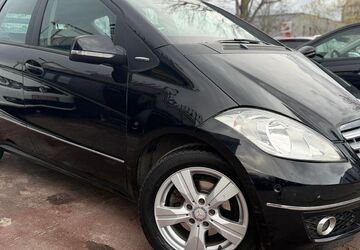 Mercedes-Benz A 180 183.000 km 3.990 &euro; berlin 12681