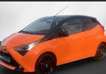 Toyota Aygo (X) 81.644 km 10.990 &euro; Berlin 13403