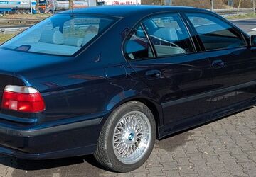 BMW 528 285.000 km 5.555 &euro; Berlin 13055