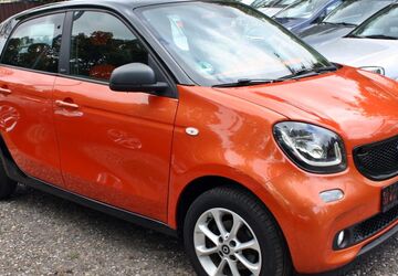 Smart ForFour 92.900 km 7.599 &euro; Berlin 13057