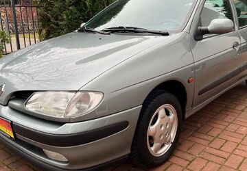 Renault Megane 50.000 km 2.650 &euro; Falkensee/Spandau 14612