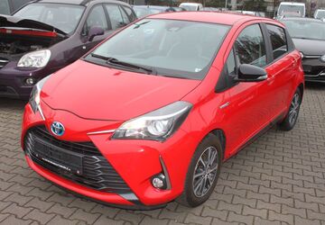 Toyota Yaris 19.700 km 14.900 &euro; Berlin 12057