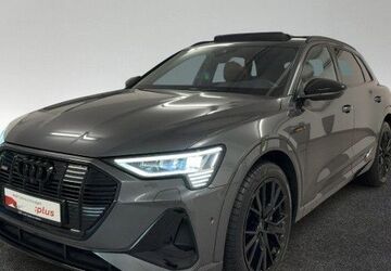 Audi e-tron 27.900 km 42.900 &euro; Berlin 12489