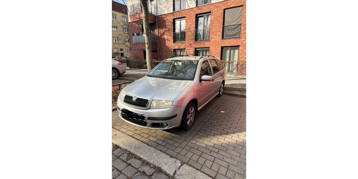 Skoda Fabia 186.000 km 1.200 &euro; Berlin 13189