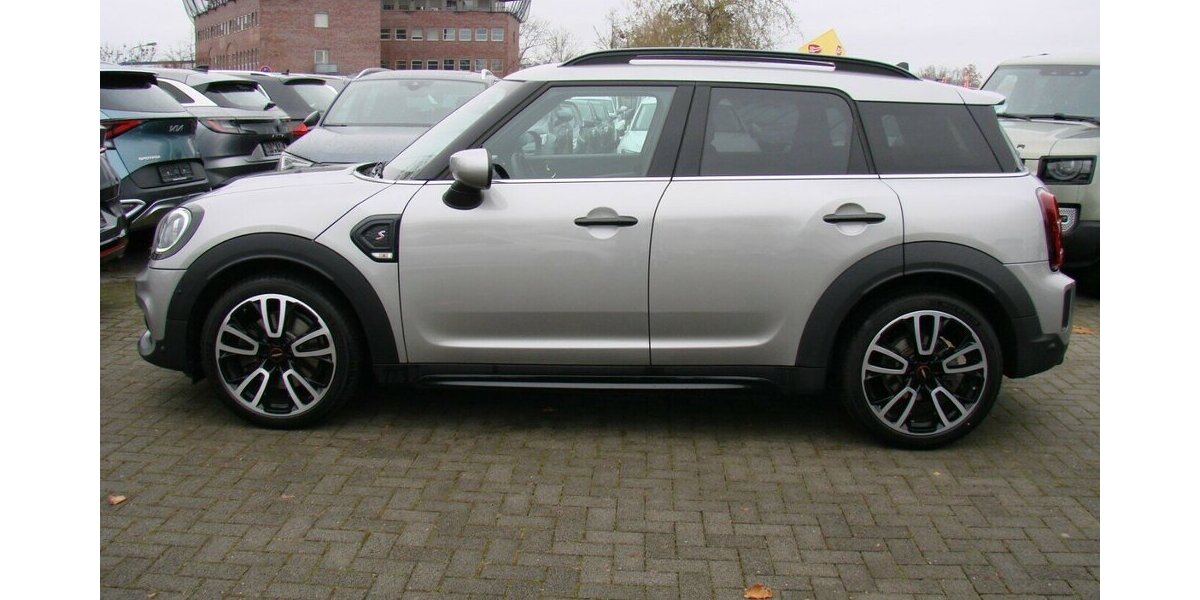 Mini Cooper S Countryman JCW Trim Leder Navi LED AHK 18.431 km 33.980 &euro; Falkensee 14612