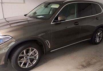 BMW X5 163.940 km 37.300 &euro; Berlin 12439