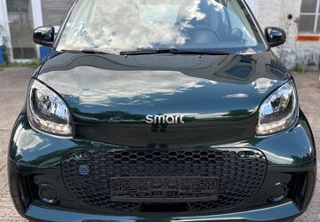 Smart ForTwo 39.841 km 11.800 &euro; Berlin 13088