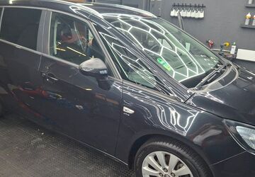 Opel Zafira Tourer 91.300 km 9.950 &euro; Berlin 10969