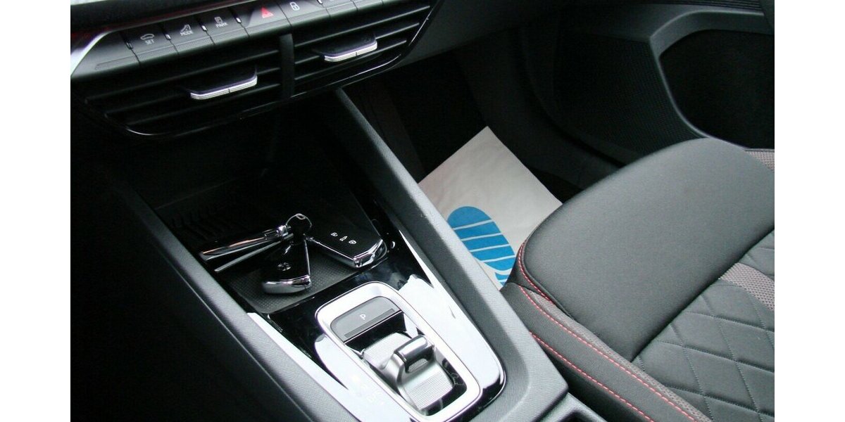 Skoda Octavia RS 2.0TSi AHK ACC LED Kamera 4.466 km 37.980 &euro; Falkensee 14612