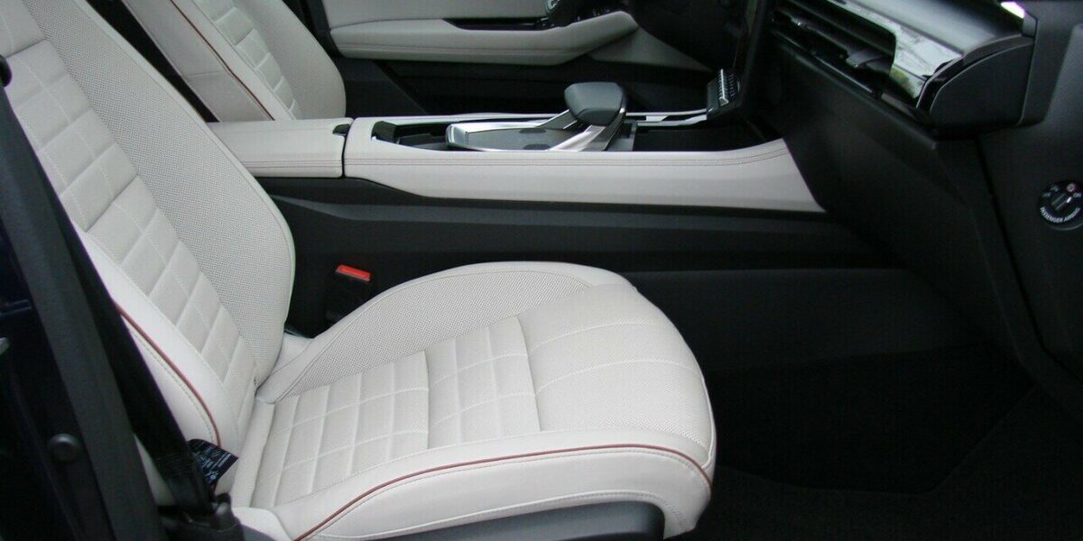 Renault Espace Iconic 6 eTech Hybr 4Contr H&K Matirix Pano 29.698 km 33.980 &euro; Falkensee 14612