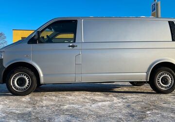 VW T5 Transporter 322.837 km 3.999 &euro; Berlin 10369