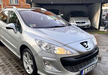 Peugeot 308 146.000 km 4.290 &euro; Berlin 13403