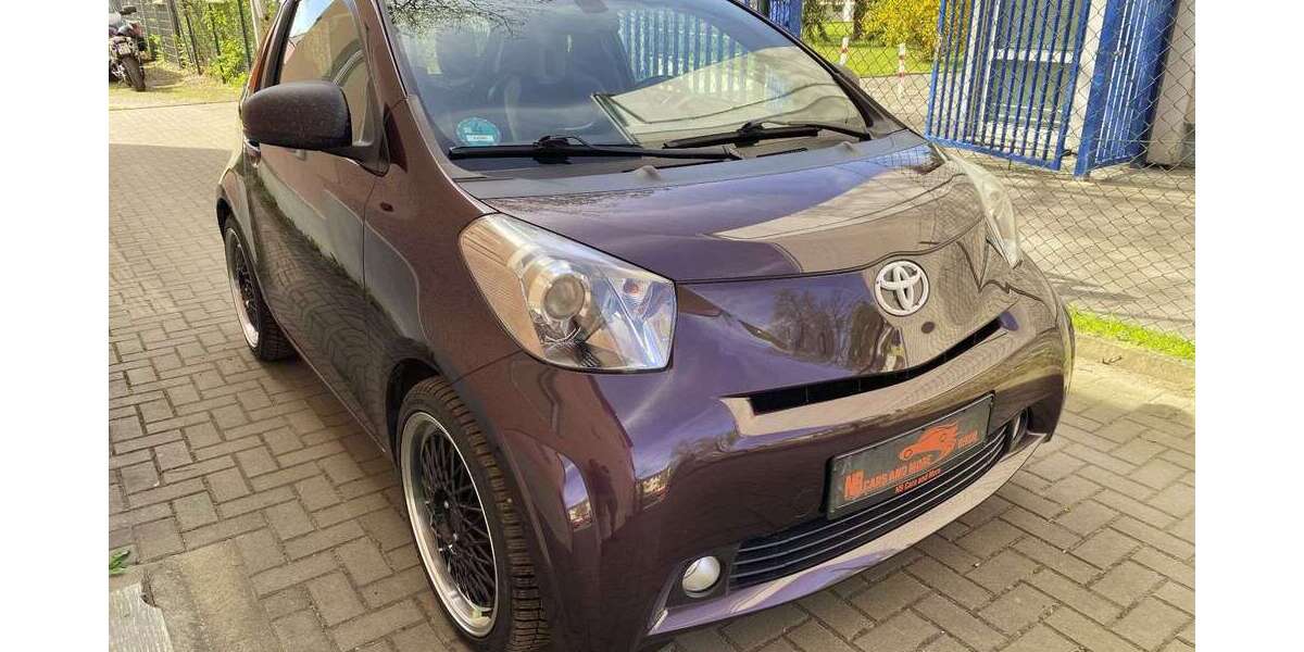 Toyota iQ 104.939 km 5.990 &euro; Berlin 12107