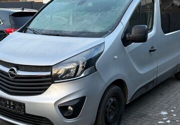 Opel Vivaro 496.000 km 6.900 &euro; Berlin 12351