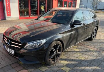 Mercedes-Benz C 250 297.400 km 11.800 &euro; Hönow 15366
