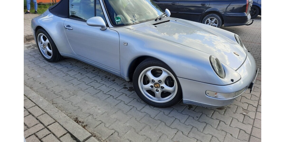 Porsche 911 Cabriolet 153.600 km 67.911 &euro; Berlin 10178