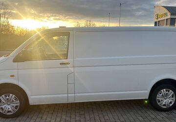 VW T5 Transporter 204.000 km 4.000 &euro; Berlin 10829
