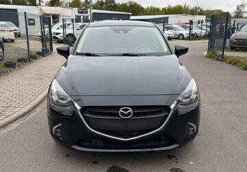 Mazda 2 229.009 km 5.800 &euro; Berlin 12351