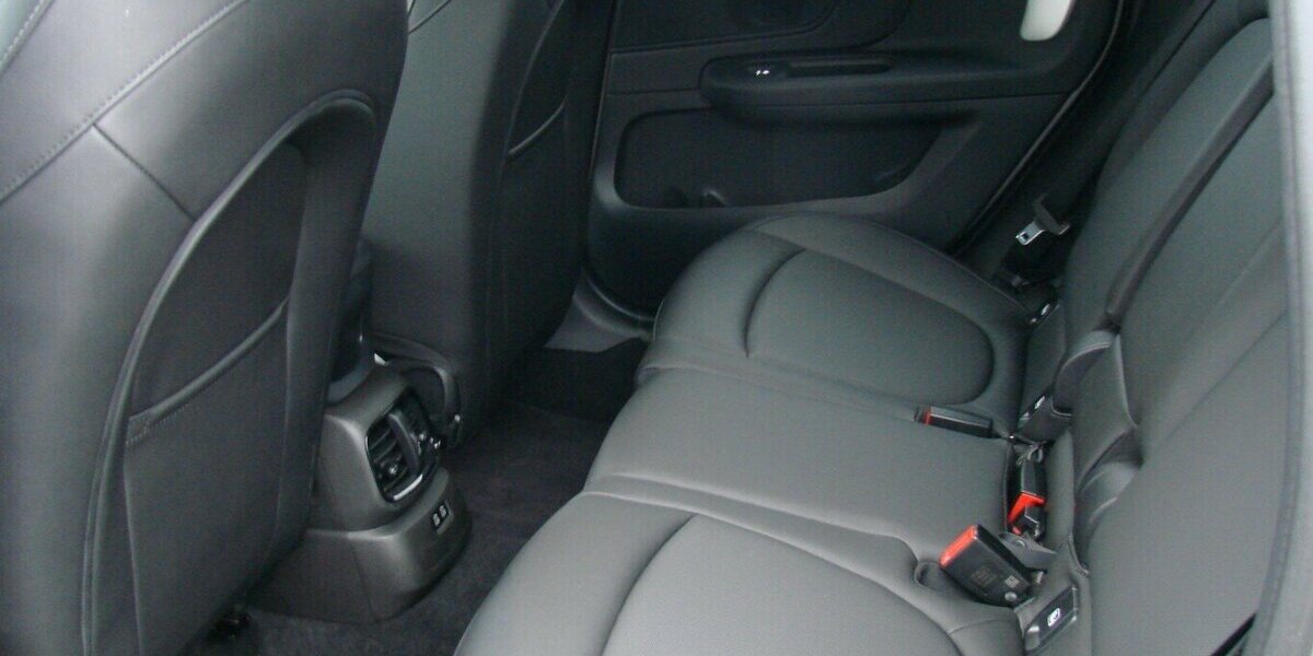 Mini Cooper S Countryman JCW Trim Leder Navi LED AHK 18.431 km 33.980 &euro; Falkensee 14612