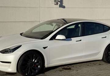 Tesla Model 3 43.500 km 27.900 &euro; Berlin 12351