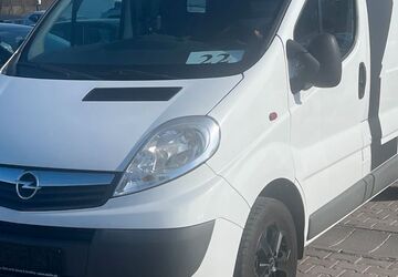 Opel Vivaro 158.000 km 6.999 &euro; Wildau 15745