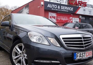 Mercedes-Benz E 200 124.990 km 12.490 &euro; Berlin 13509