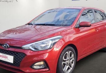 Hyundai i20 81.279 km 12.999 &euro; Berlin 13599