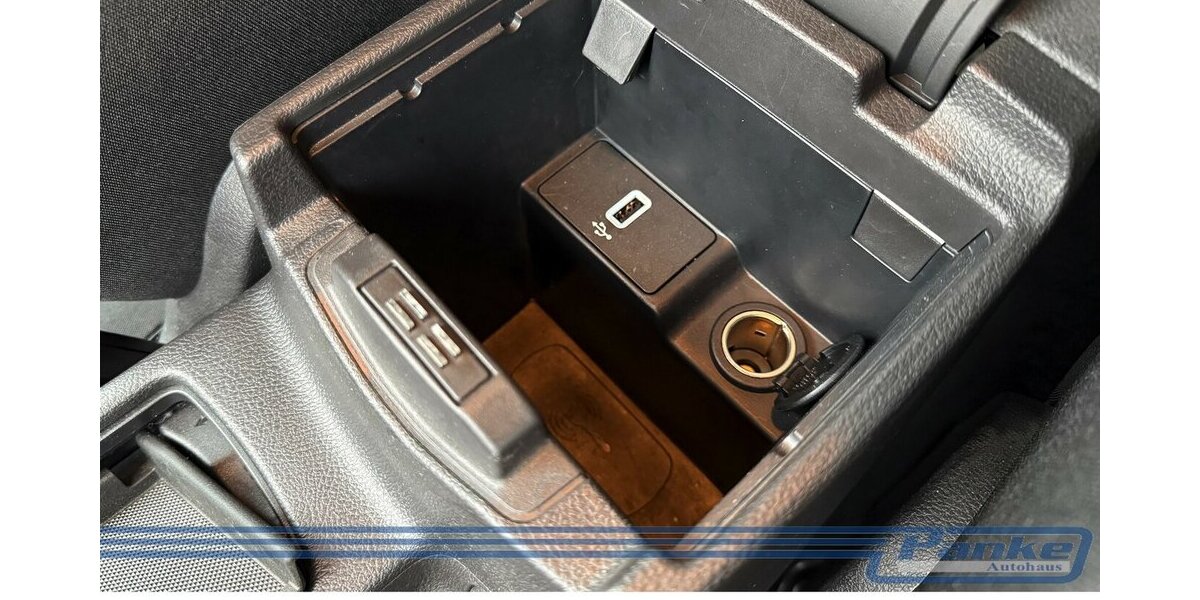 Ford Focus 1.0 EcoBoost Business*NAV*RFK*SHZ*Carplay* 111.786 km 7.480 &euro; Berlin 13187