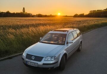 VW Passat 197.000 km 2.190 &euro; Berlin 12347