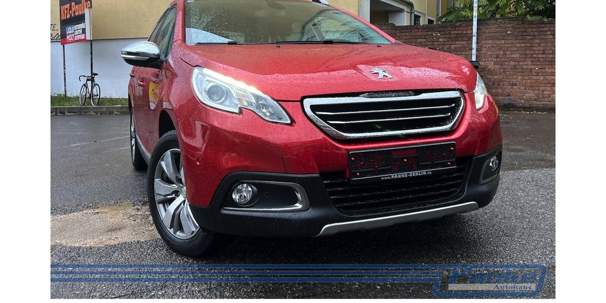 Peugeot 2008 Allure*Navi*PDC*SHZ*Ambiete*1-Hand*Tel. 98.291 km 7.480 &euro; Berlin 13187